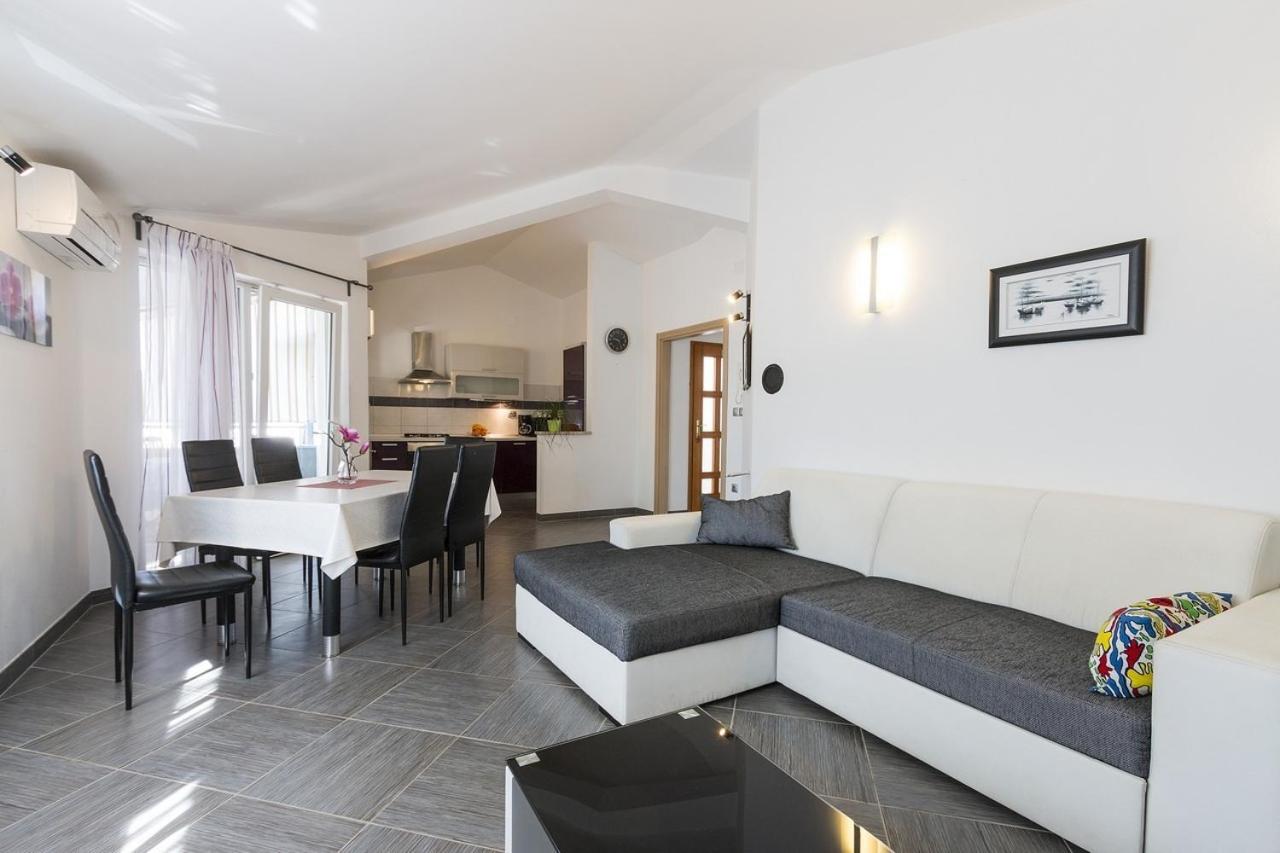 Apartment Carmen Pula Exteriér fotografie