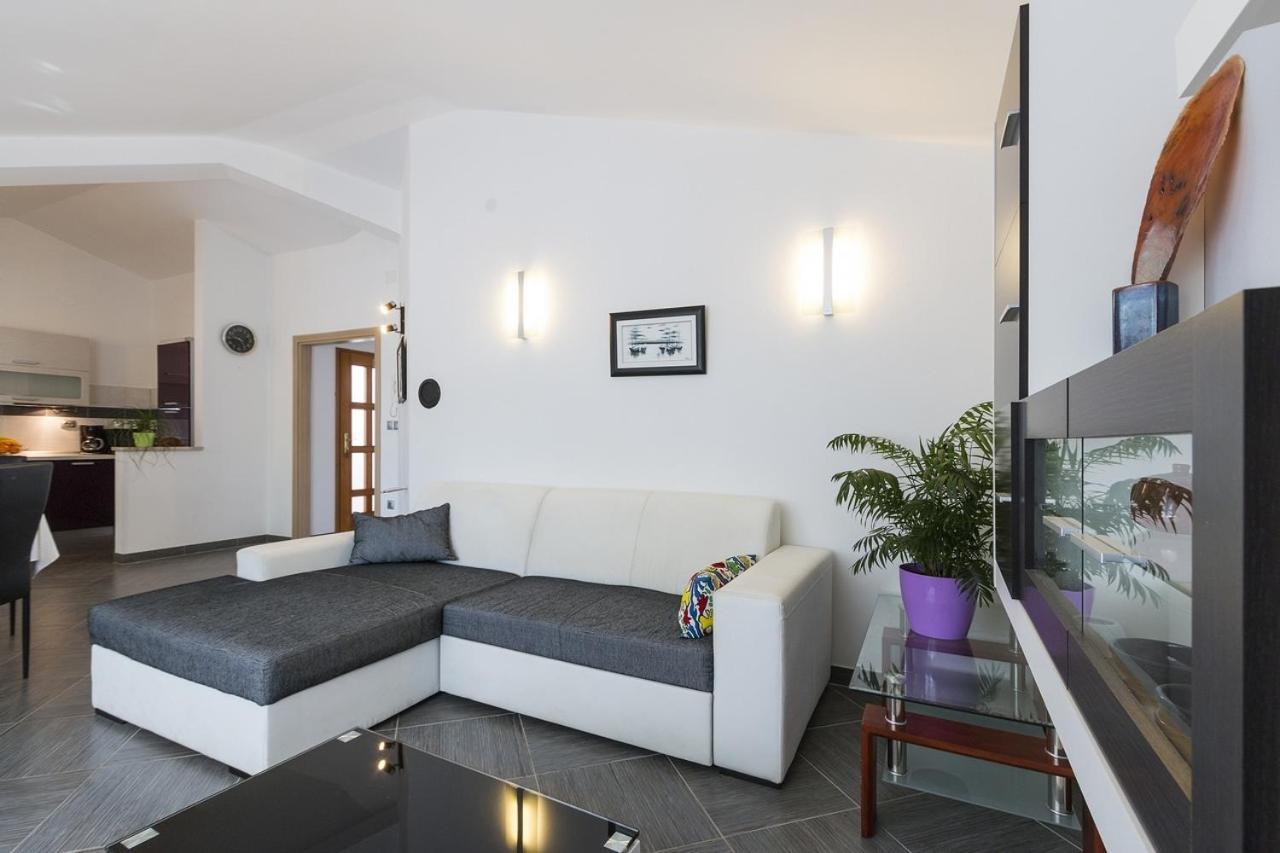 Apartment Carmen Pula Exteriér fotografie