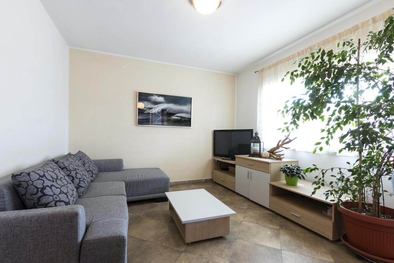 Apartment Carmen Pula Exteriér fotografie
