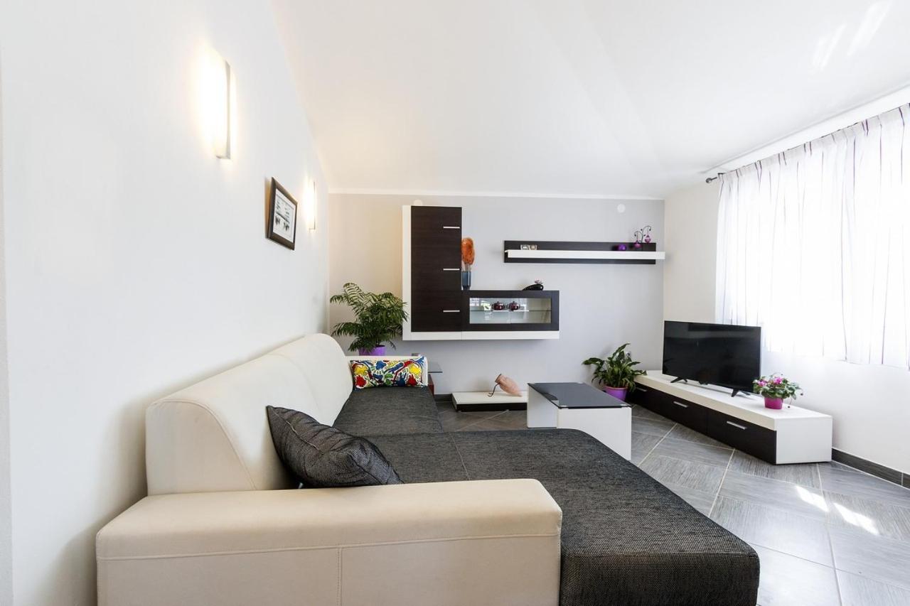 Apartment Carmen Pula Exteriér fotografie