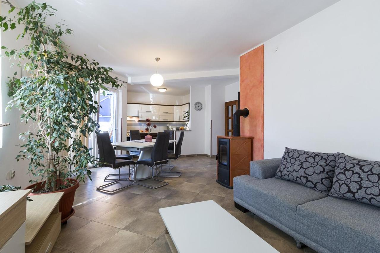 Apartment Carmen Pula Exteriér fotografie