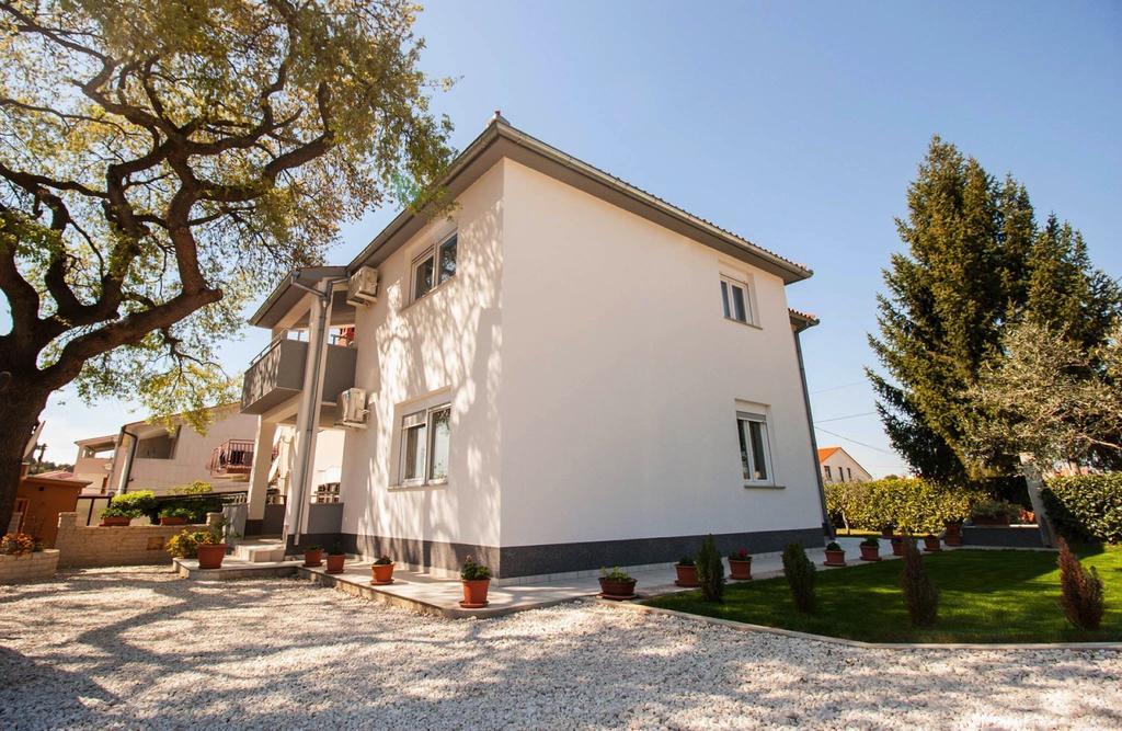Apartment Carmen Pula Pokoj fotografie